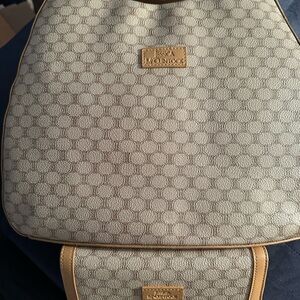 NWOT Beige Jessica McClintock 2piece purse set